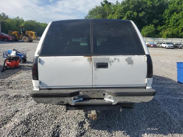 Chevrolet Suburban C1500 Image 5