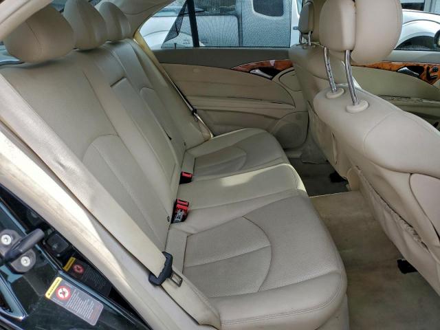 Mercedes-Benz E-Class 350 Image 9