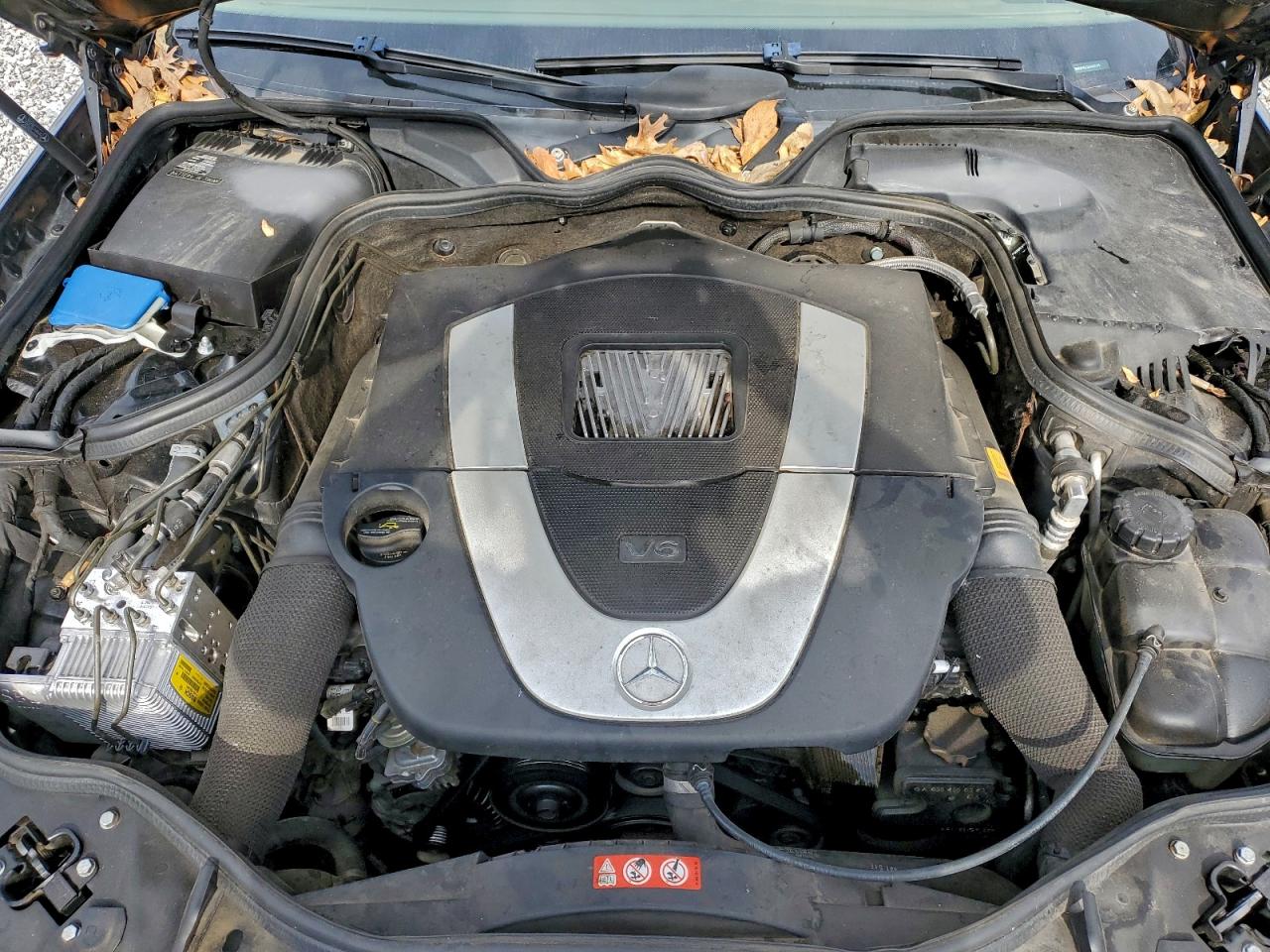 Mercedes-Benz E-Class 350 Image 11