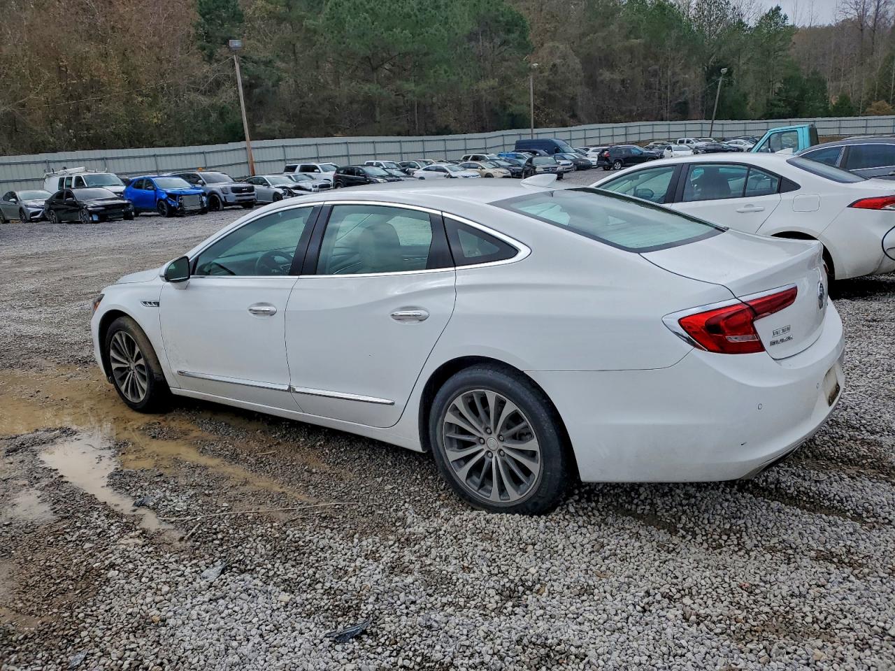 Buick LaCrosse Essence Image 7