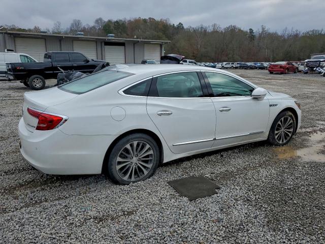 Buick LaCrosse Essence Image 2