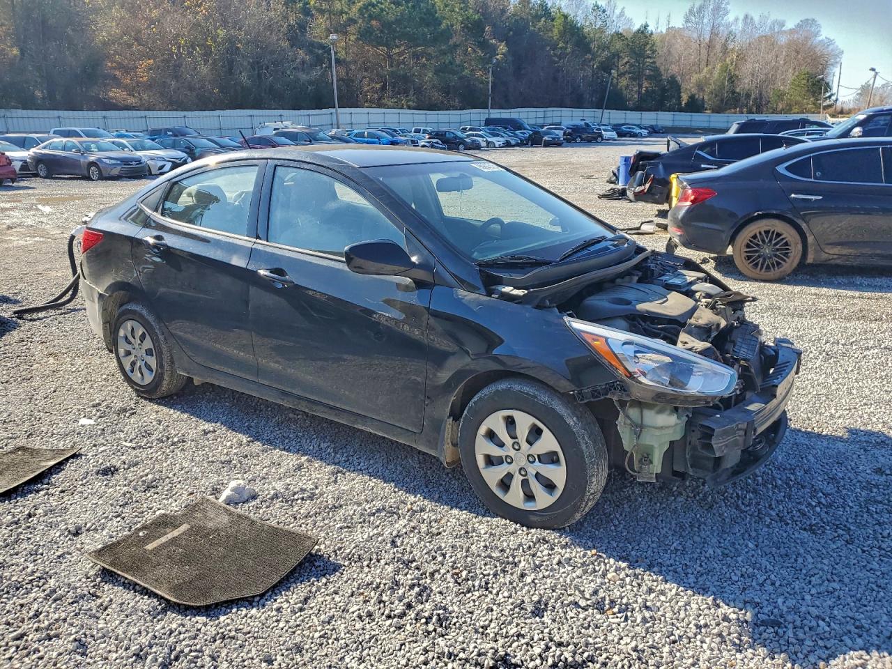 Hyundai ACCENT Se Image 12