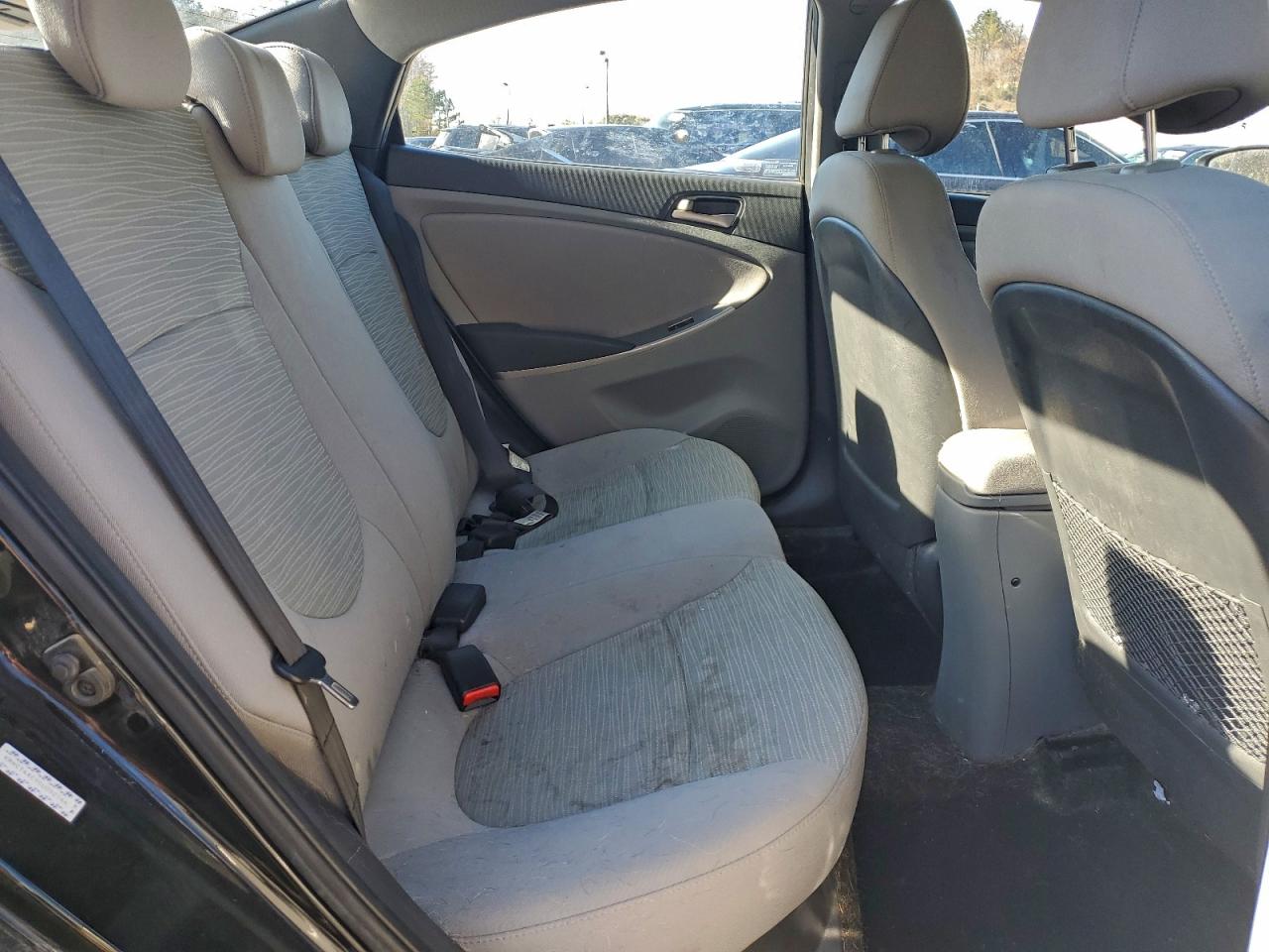 Hyundai ACCENT Se Image 2