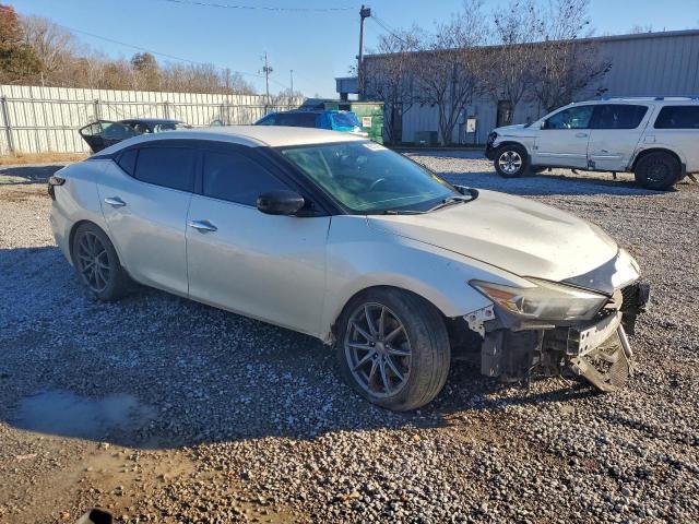 Nissan Maxima 3.5s Image 5