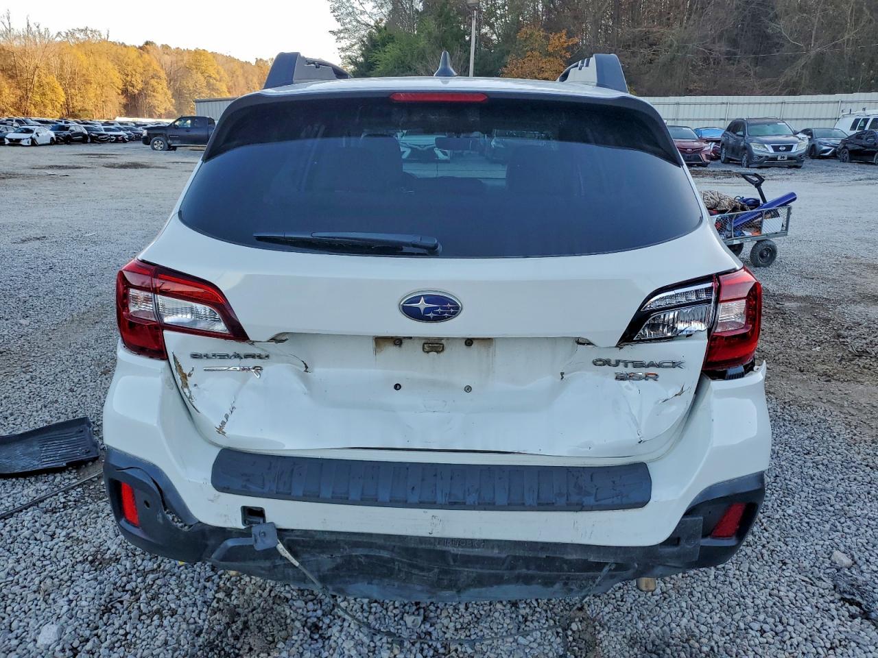 Subaru Outback 3.6r Limited Image 4