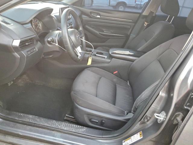 Nissan Altima S Image 13