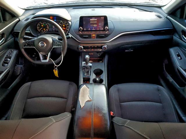 Nissan Altima S Image 7