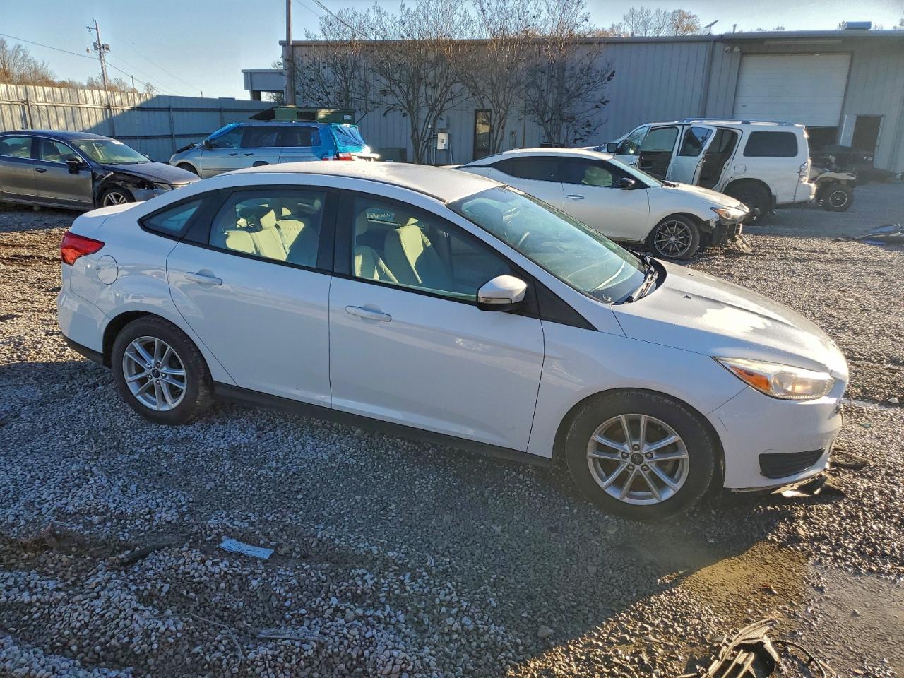 Ford Focus Se Image 11