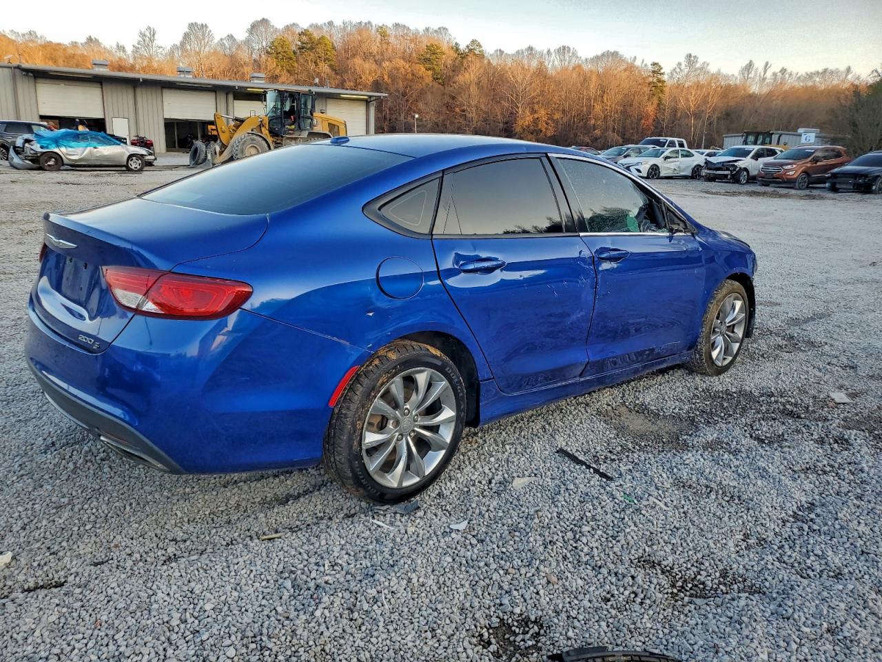 Chrysler 200 S Image 4