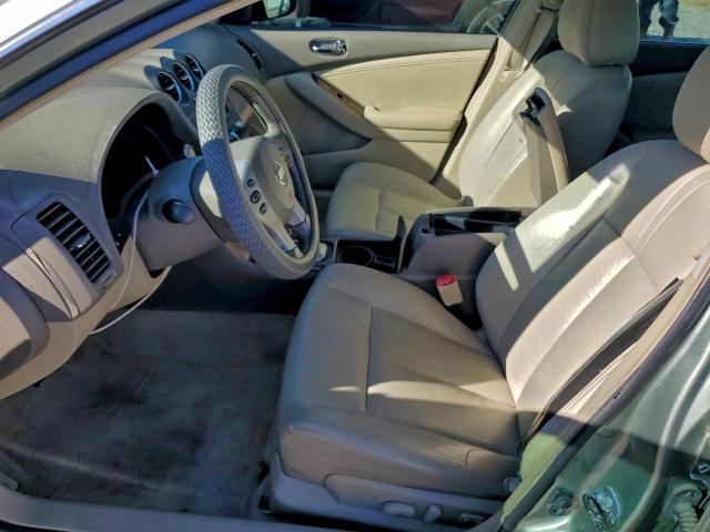 Nissan Altima 2.5 Image 12