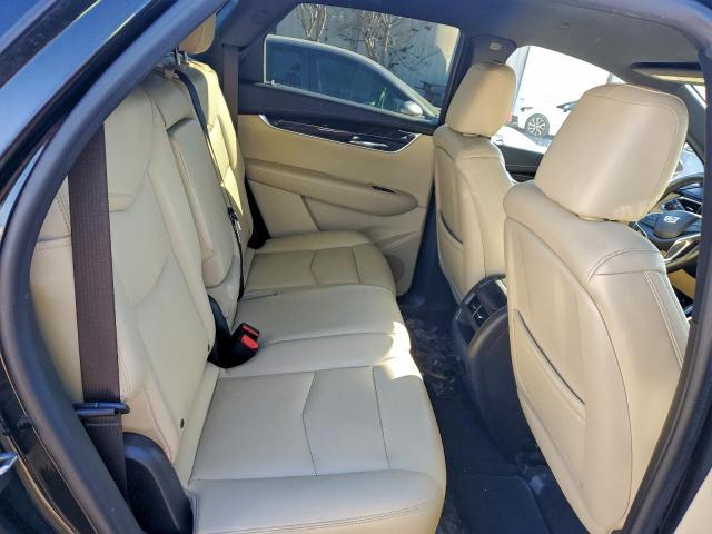 Cadillac XT5 Image 9