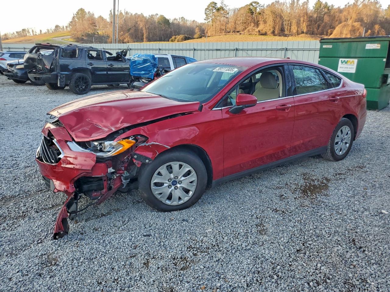 Ford Fusion S Image 1