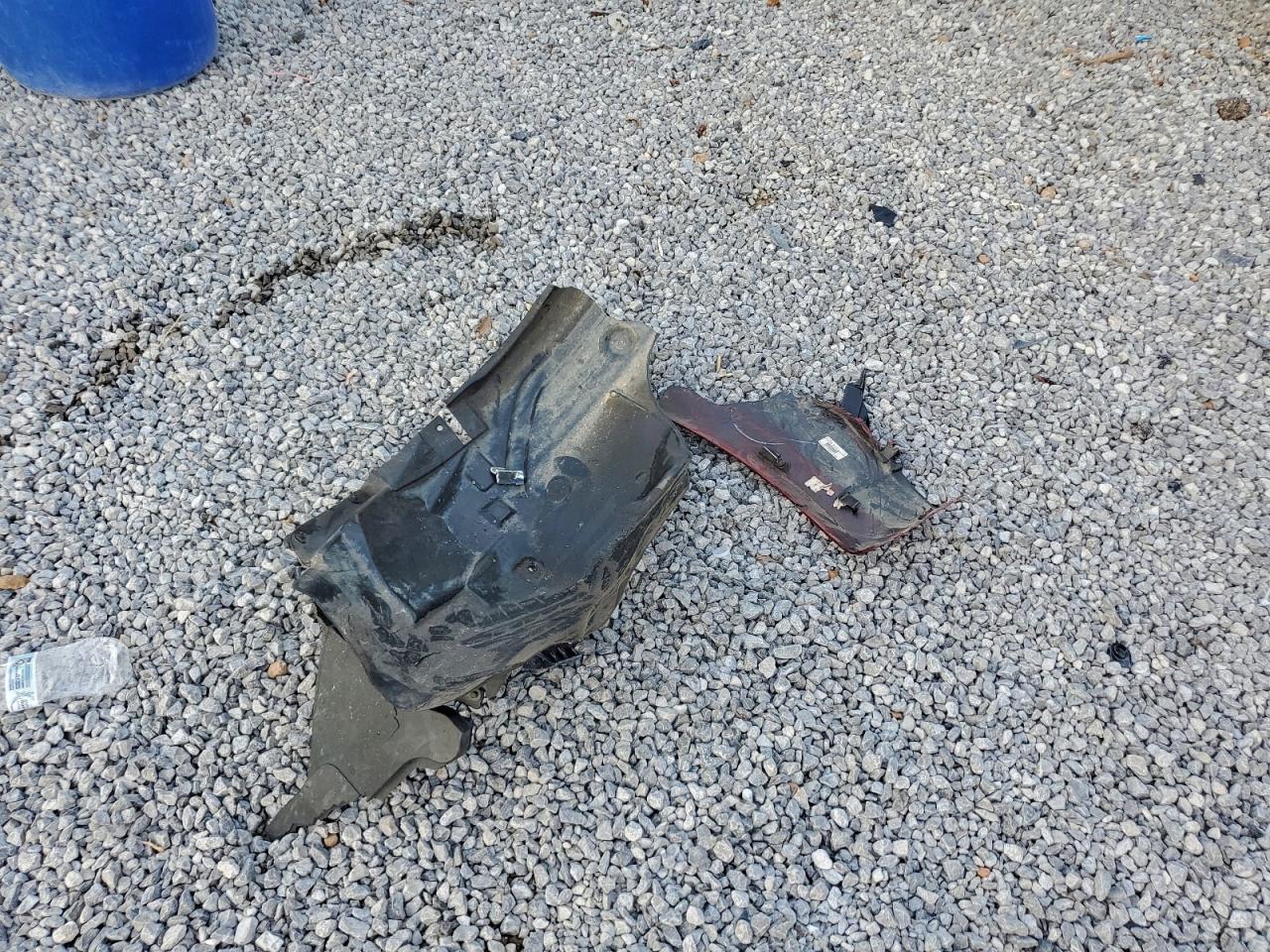 Ford Fusion S Image 11