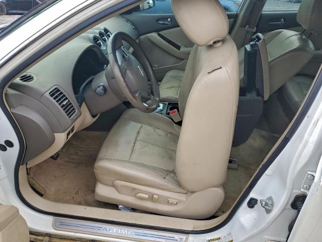 Nissan Altima Base Image 3