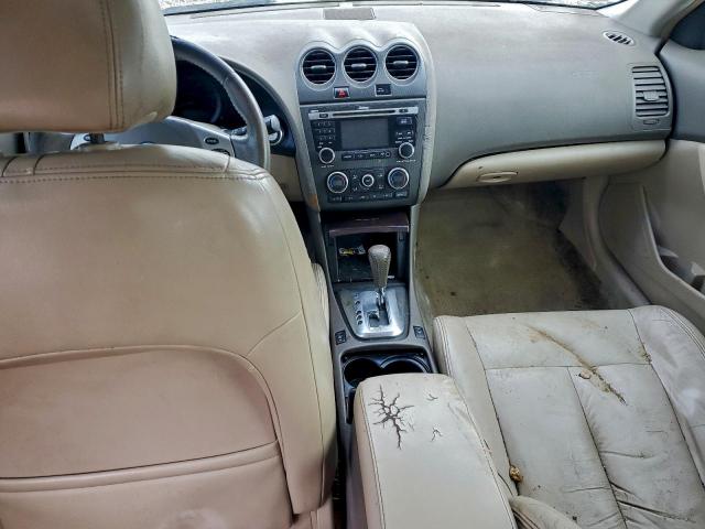 Nissan Altima Base Image 5