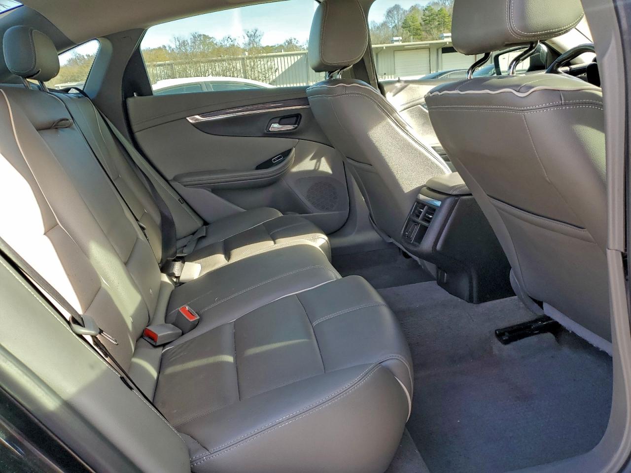 Chevrolet Impala Premier Image 3