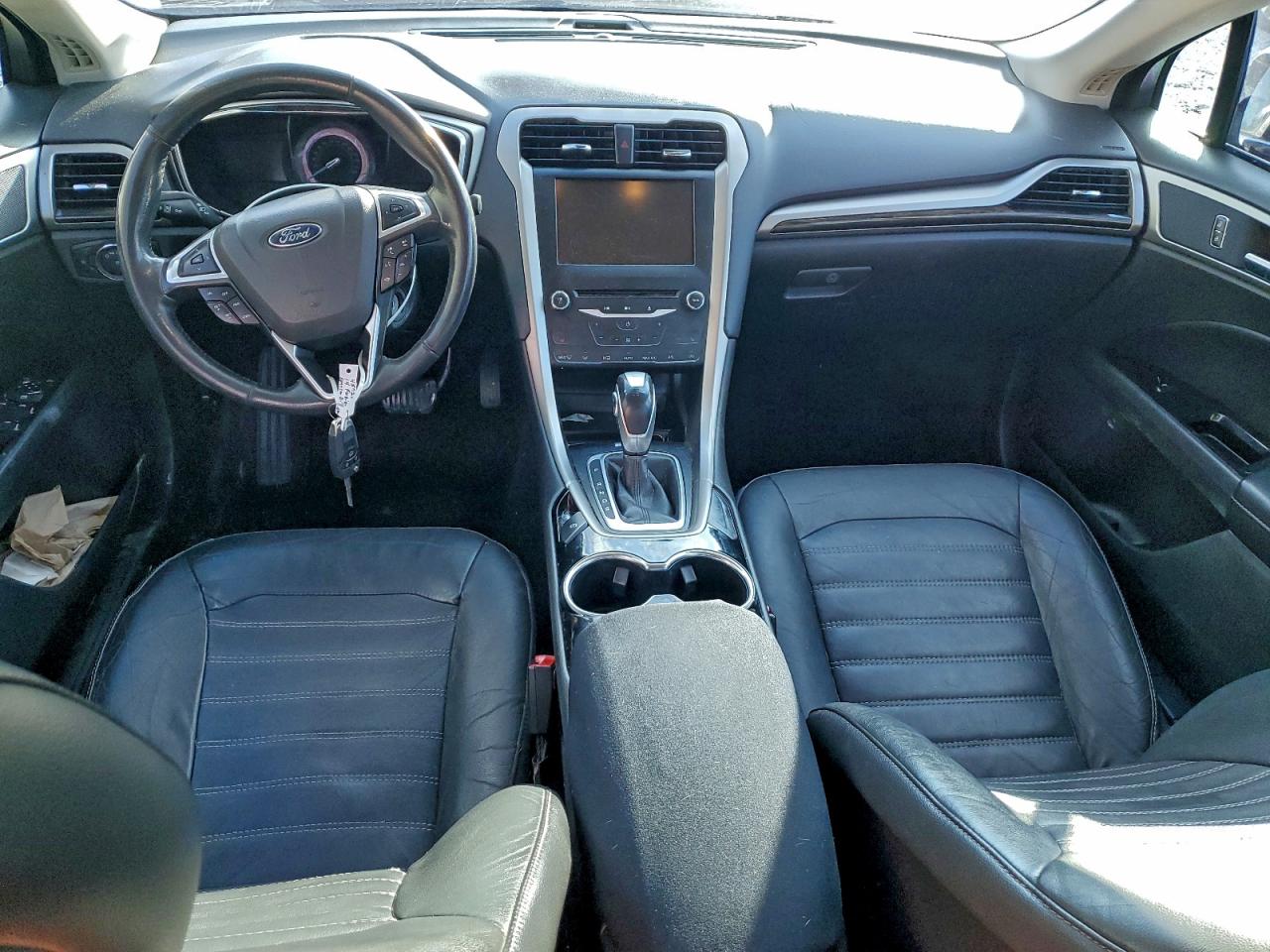 Ford Fusion Se Image 11