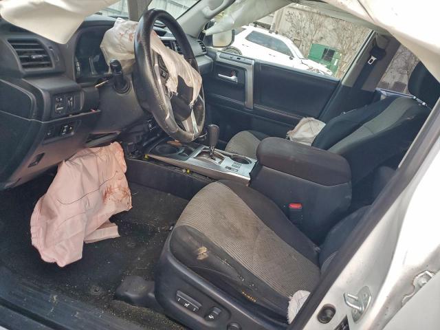 Toyota 4Runner Sr5 Image 9