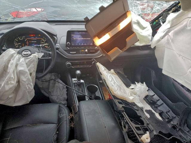 Nissan Altima Sr Image 11