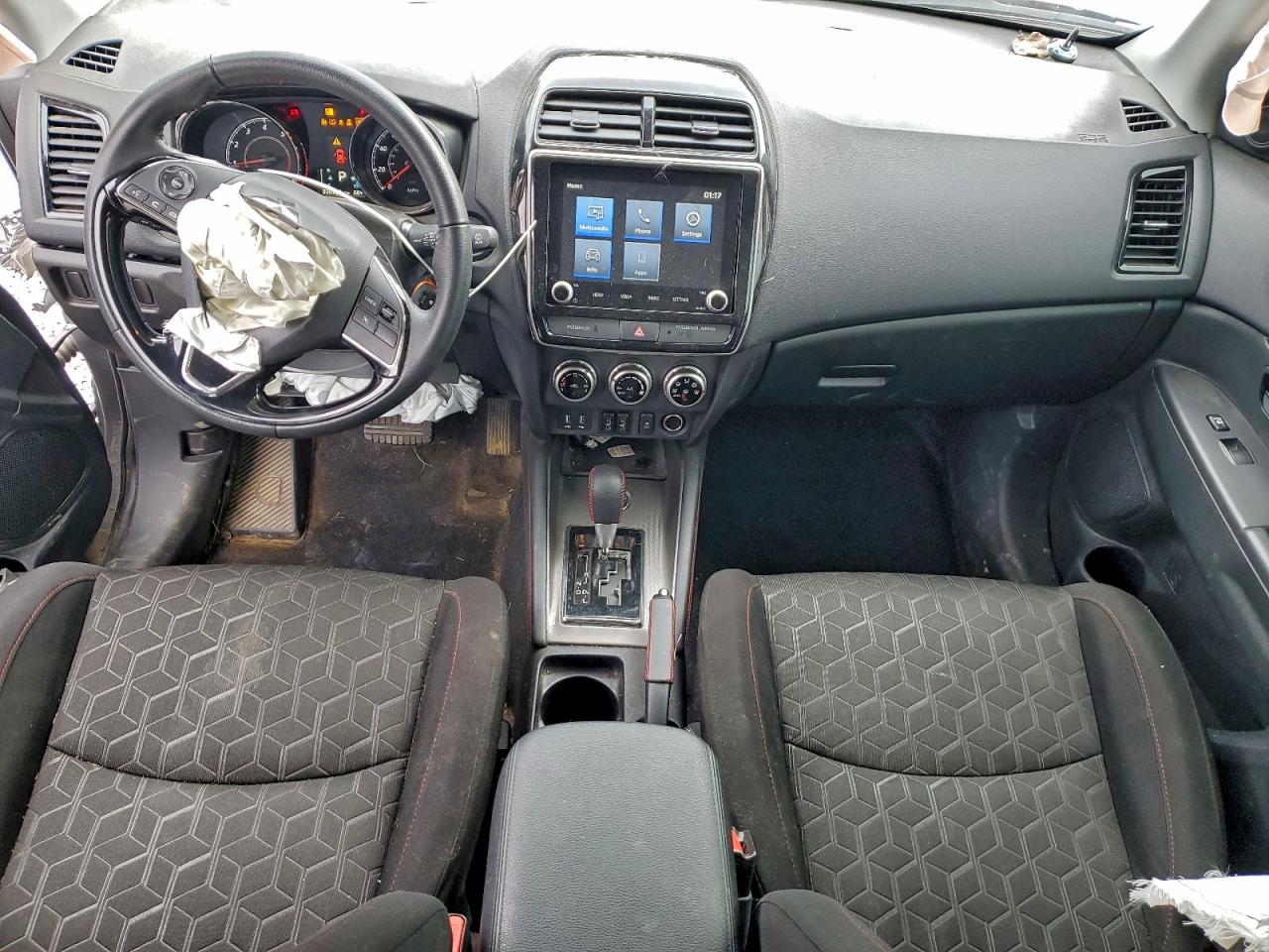 Mitsubishi Outlander S/se Image 12