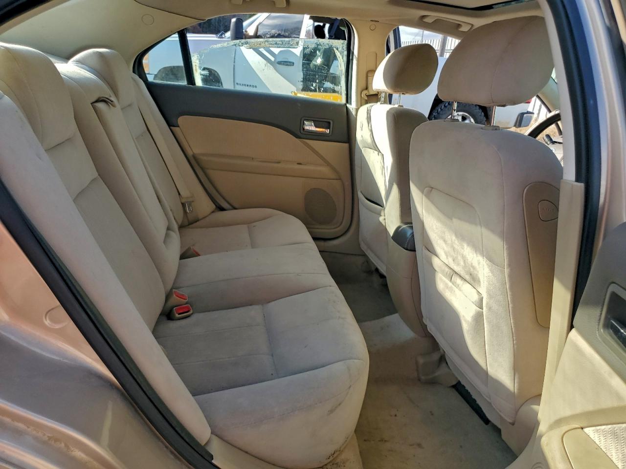 Mercury Milan Image 6