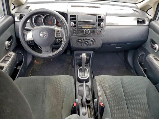Nissan Versa S Image 7