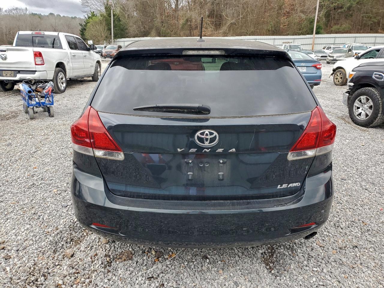 Toyota Venza Le Image 4