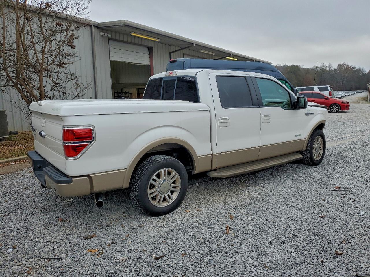 Ford F-150 Supercrew Image 2