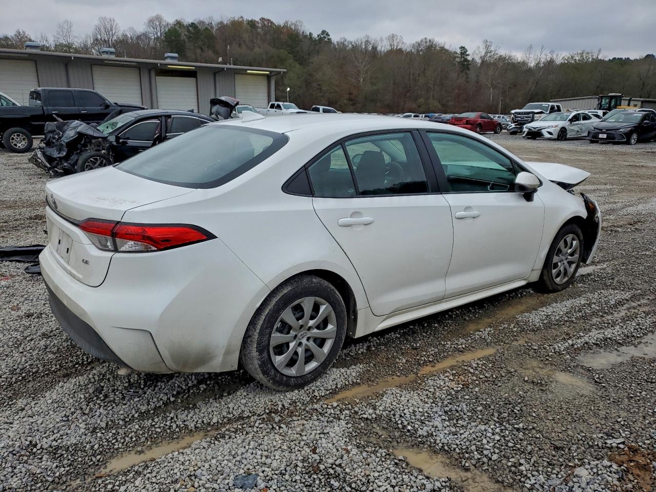 Toyota Corolla Le Image 5