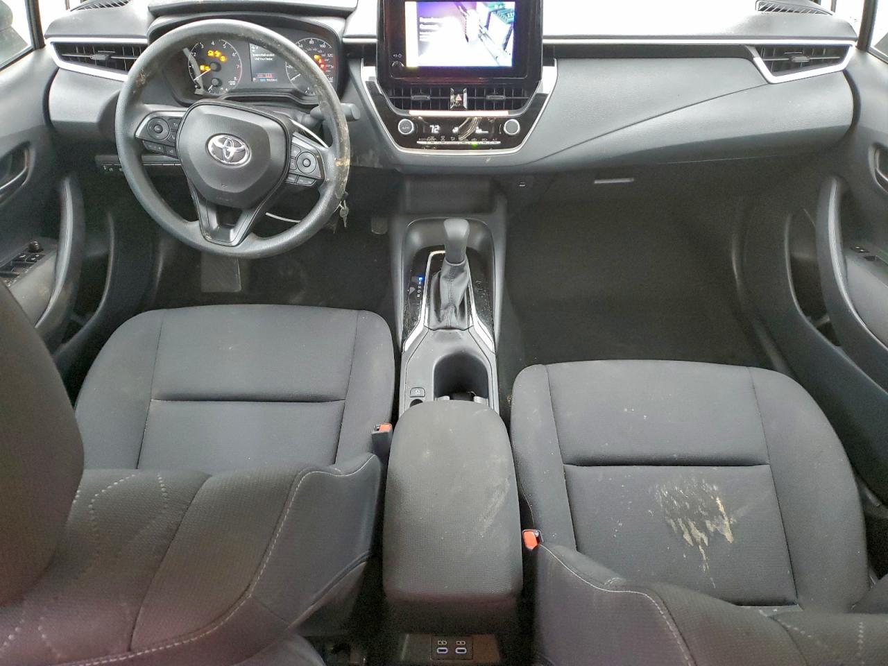 Toyota Corolla Le Image 11