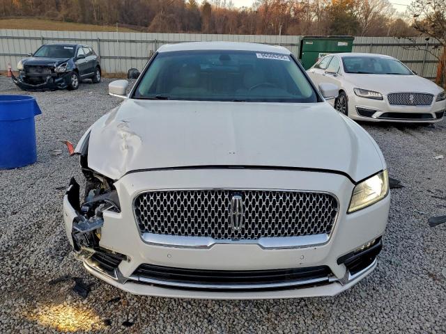 Lincoln Continental Premiere Image 6