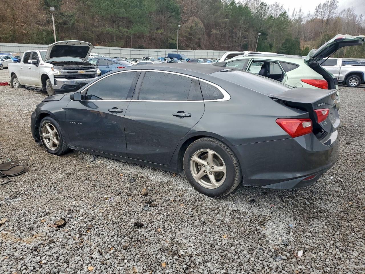 Chevrolet Malibu Ls Image 2