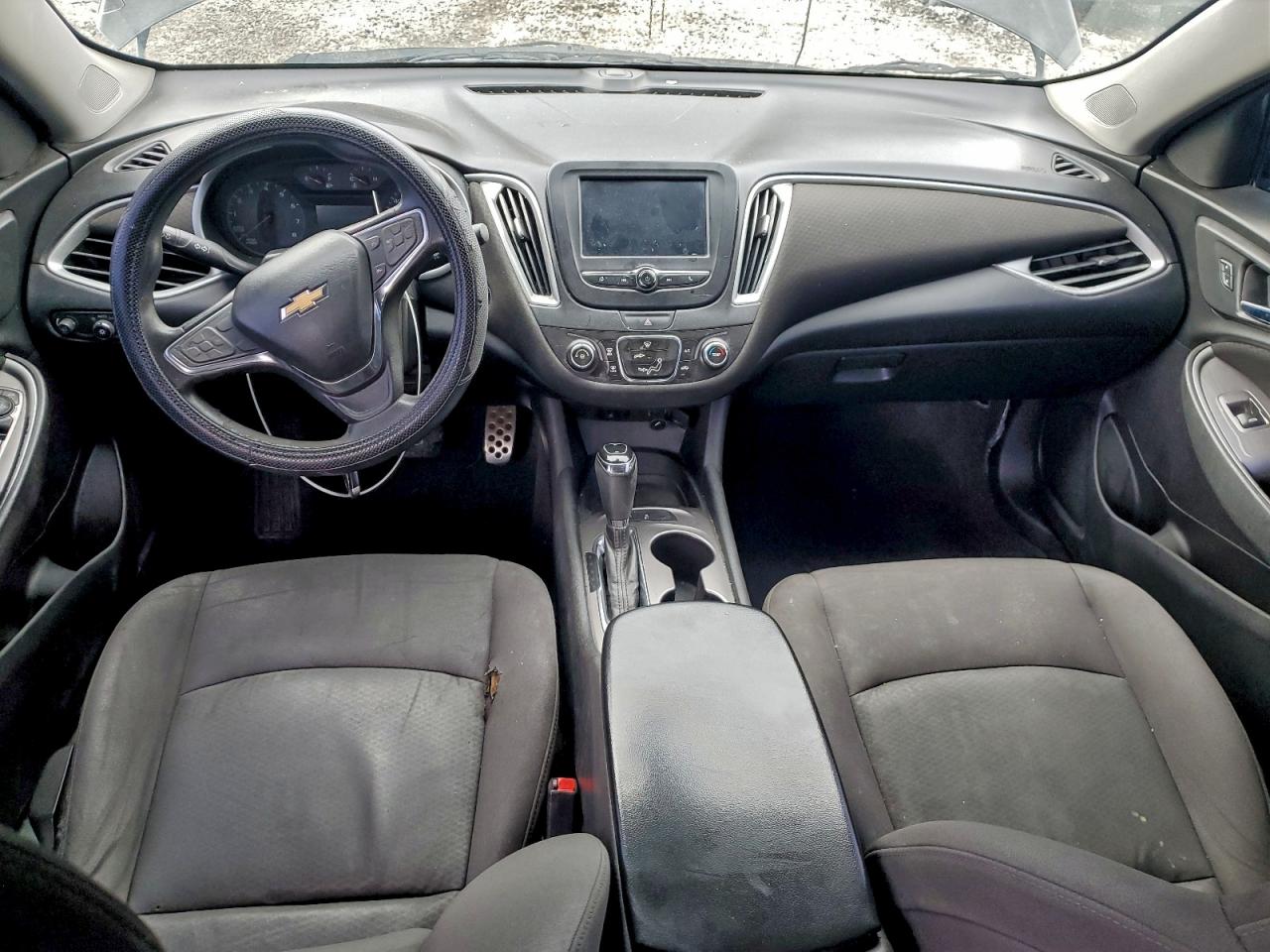 Chevrolet Malibu Ls Image 3